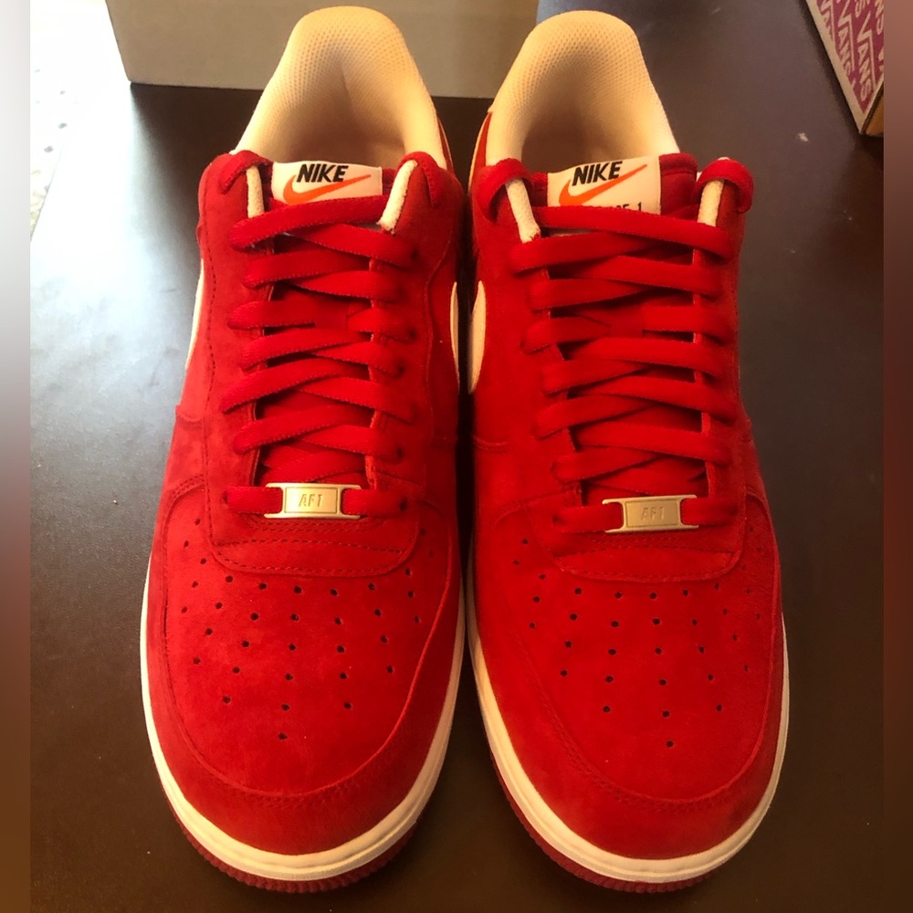 Nike Air Force 1